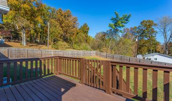 10051 Forest Dr, Ooltewah, TN 37363