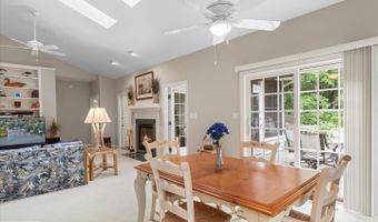 11 BURR HILL Dr, Berlin, MD 21811