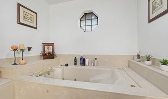 3004 Mallard Ct, Altus, OK 73521
