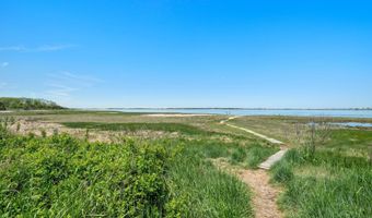 50 0 Indian Trl, Barnstable, MA 02630