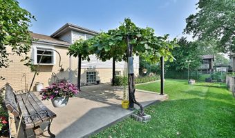657 SABLE Dr, Addison, IL 60101
