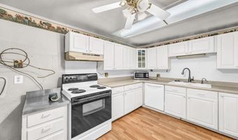 109 N Mill St, Weatherford, TX 76086