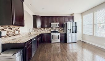 808 E Wing St, Arlington Heights, IL 60004