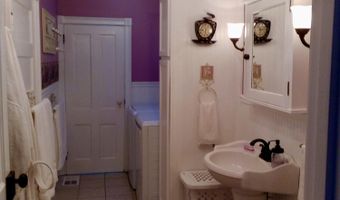 303 S Hickory St, Aberdeen, MS 39730