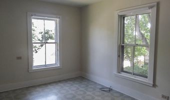 25 Charles St, Belfast, ME 04915