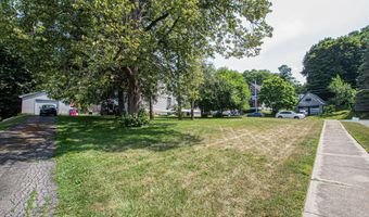 55 Sloane Ave, Amsterdam, NY 12010