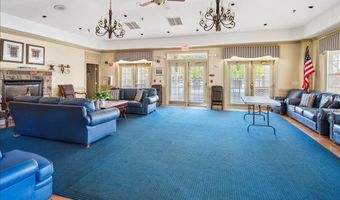 28 N De Baun Ave 208, Airmont, NY 10901