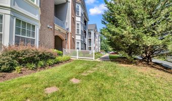 655 BURTONS COVE Way 14, Annapolis, MD 21401