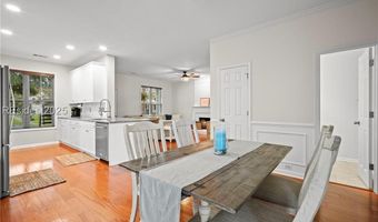 142 Regent Ave, Bluffton, SC 29910