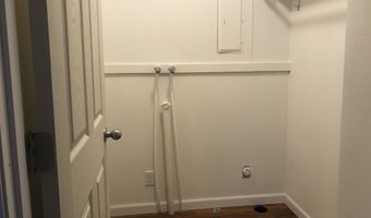 18546 140th St, Akron, IA 51001