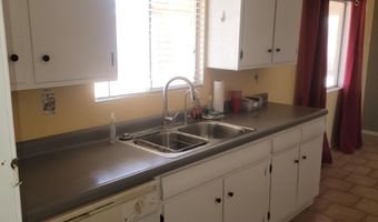 8150 Evergreen Ave, California City, CA 93505