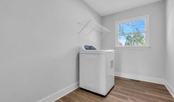 9 Glen Ct, Barnegat, NJ 08005