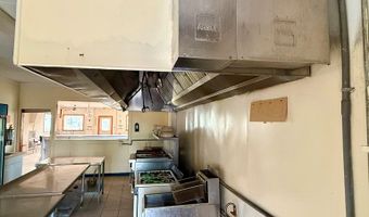 21 Fair St, Baxley, GA 31513