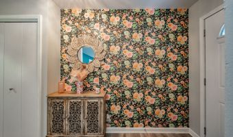 1641 Hillcrest Ave, Anderson, IN 46011