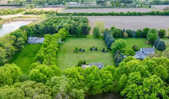 5576 Kidder Rd, Almont, MI 48003