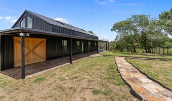 707 Wells Ln, Weatherford, TX 76085