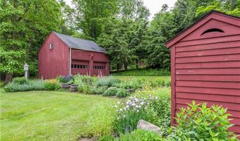 12 S Kent Rd, New Milford, CT 06755