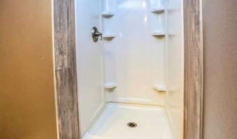 705 N High St, Aberdeen, SD 57401