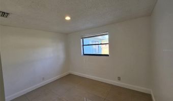 6004 FORTUNE Pl, Apollo Beach, FL 33572