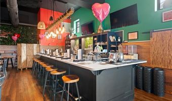 382 Thames St, Bristol, RI 02809