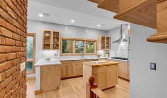 18 Belvidere Rd, Atlantic Highlands, NJ 07716