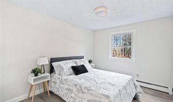 47 Shady Lea Rd, North Kingstown, RI 02852