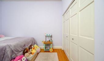 866 E 6th St 1, Boston, MA 02127