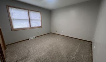 1618 Douglas Ave, Ames, IA 50010