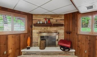 884 Dogwood Ter, Akron, OH 44321