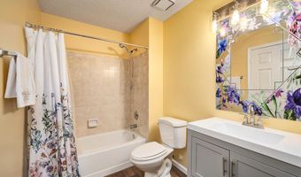 98 PINE OAK Blvd, Barnegat, NJ 08005