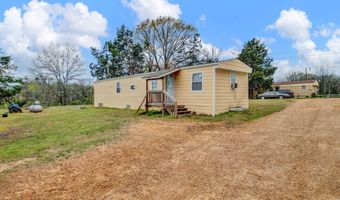 400 Red Hill Cir, Batesville, MS 38606
