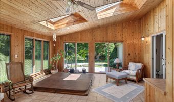 5 Shingle Mill Dr, Canton, CT 06019