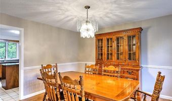 130 Hope Hill Ter, Cranston, RI 02921