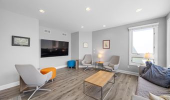 5636 Meadow Ln, Ann Arbor, MI 48105