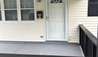 97 Idlewood Rd, Austintown, OH 44515