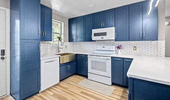 2833 S WAKEFIELD St C, Arlington, VA 22206
