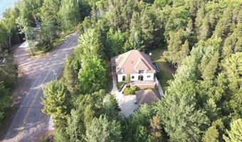 5912 5 Mile Pt Rd, Allouez, MI 49805