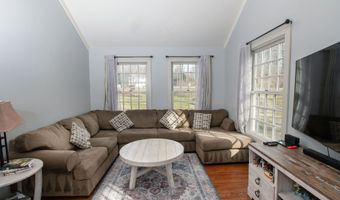 95 Obtuse Hill Rd, Brookfield, CT 06804