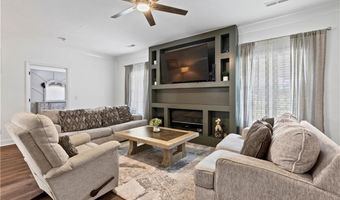 625 HOWARD St, Auburn, AL 36832