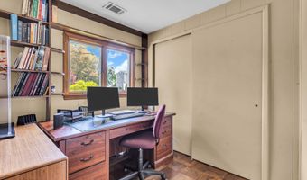 26 Allen Dr, Allentown, NJ 08501