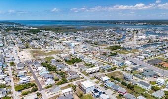 207 E Terminal Blvd, Atlantic Beach, NC 28512