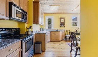 20 Berkeley Ave 2, Newport, RI 02840