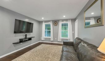 19 Linwood Dr, Alton, NH 03809