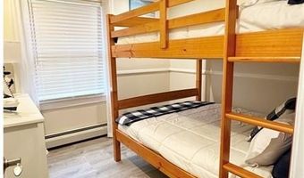 227 Thames St 1, Bristol, RI 02809