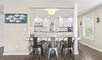 21 E 9th St, Barnegat Light, NJ 08006