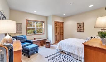 4006 ELKINS Rd, Amherst, WI 54406