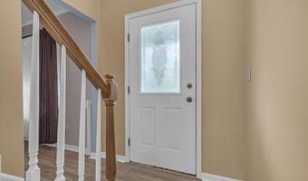 78 Dolphin Cir E, Bayville, NJ 08721