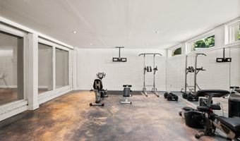 6600 RESERVES HILL Ct, Annandale, VA 22003