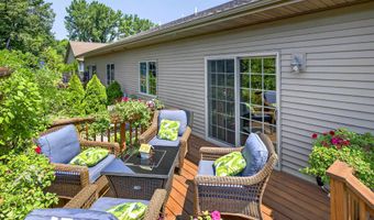1608 STANTON Cir, Appleton, WI 54915