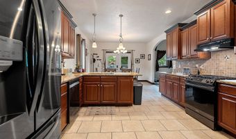 3325 IRENE St, Appleton, WI 54913